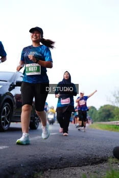 Runner Photo 4856623