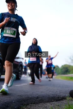 Runner Photo 4856647