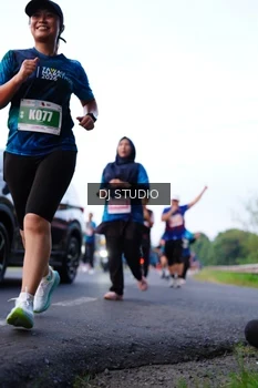 Runner Photo 4856649