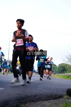 Runner Photo 4856664