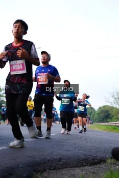 Runner Photo 4856682