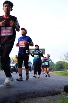 Runner Photo 4856695