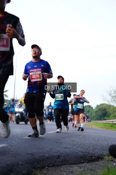 Runner Photo 4856697