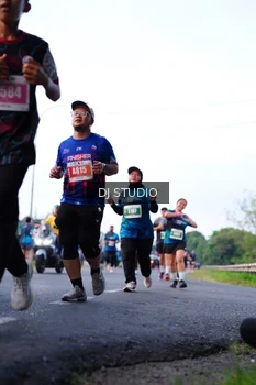 Runner Photo 4856698