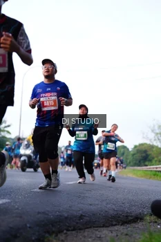 Runner Photo 4856711