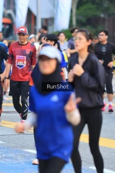 Runner Photo 4856717