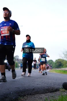 Runner Photo 4856741