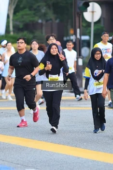 Runner Photo 4856743