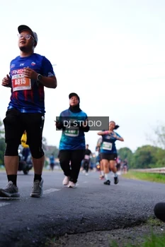Runner Photo 4856744