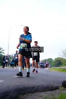 Runner Photo 4856750