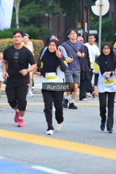 Runner Photo 4856751
