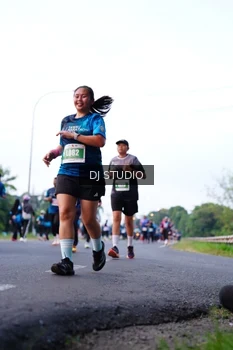 Runner Photo 4856759