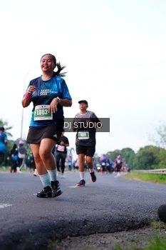 Runner Photo 4856763
