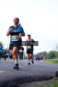 Runner Photo 4856766