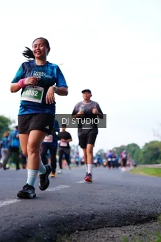 Runner Photo 4856777