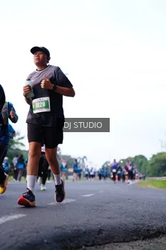 Runner Photo 4856823