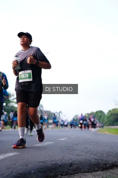 Runner Photo 4856834