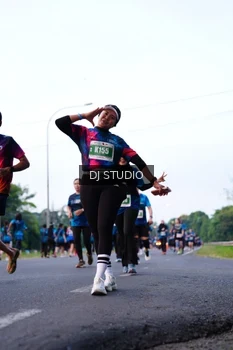 Runner Photo 4856895