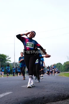 Runner Photo 4856903