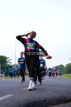 Runner Photo 4856919