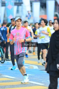 Runner Photo 4856973