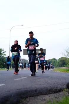 Runner Photo 4856974