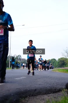 Runner Photo 4857003