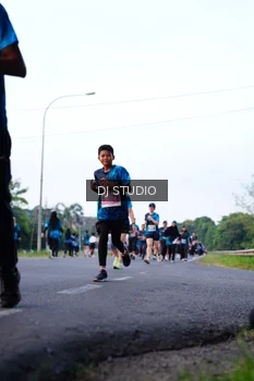 Runner Photo 4857008