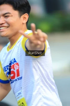 Runner Photo 4857011