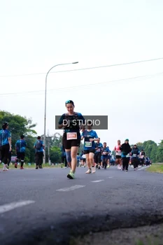 Runner Photo 4857049