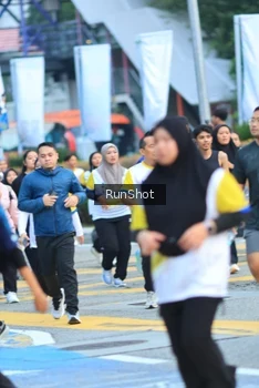 Runner Photo 4857057