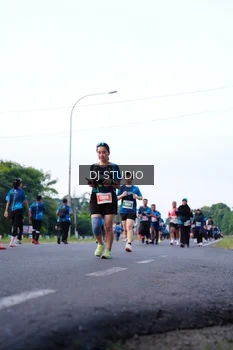 Runner Photo 4857061