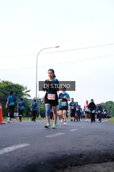 Runner Photo 4857064