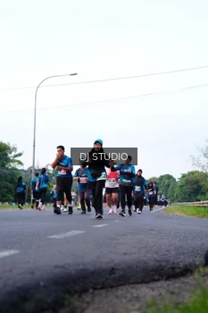 Runner Photo 4857110