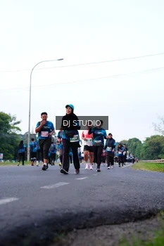 Runner Photo 4857161
