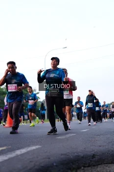 Runner Photo 4857182