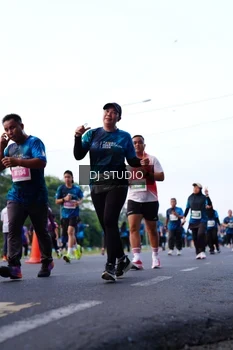Runner Photo 4857197