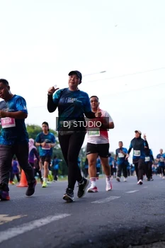 Runner Photo 4857198