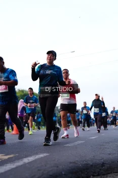 Runner Photo 4857199