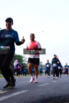 Runner Photo 4857221