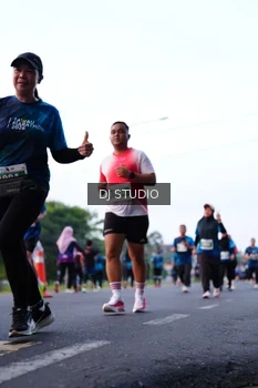 Runner Photo 4857225