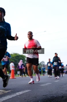 Runner Photo 4857237