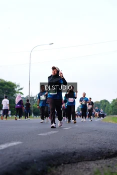 Runner Photo 4857244