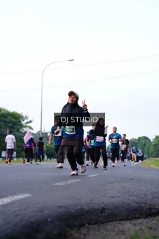 Runner Photo 4857252