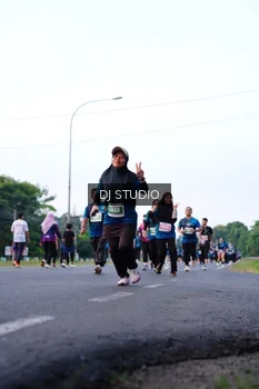 Runner Photo 4857254