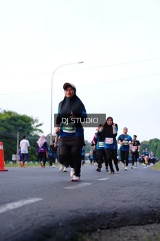 Runner Photo 4857276