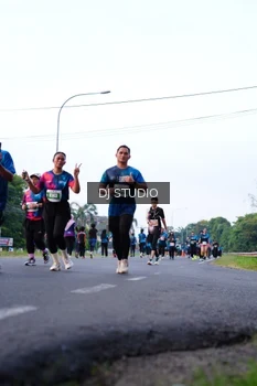 Runner Photo 4857344
