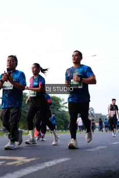Runner Photo 4857421