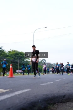 Runner Photo 4857449