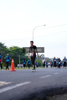 Runner Photo 4857456